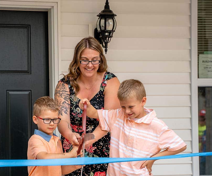 Home Dedication Habitat for Humanity 933 6th Street La Crosse WI 37